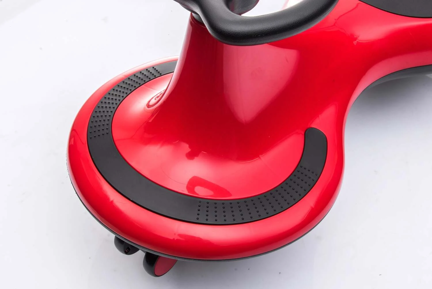 Freddo Toys Swing Car with Flashing Wheels (Red)-Freddo Toys Freddo Toys Swing Car With Flashing Wheels (Red)-Freddo Toys -The Toy Maven Shop fddolb1802red 5