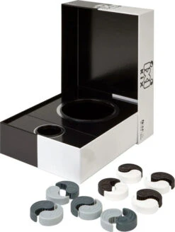 Ixi Kix-Luki Lab (Strottman)