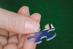 Pickleball - 1000 Piece Jigsaw Puzzle-White Mountain Puzzles -The Toy Maven Shop wmpu1846pz 3